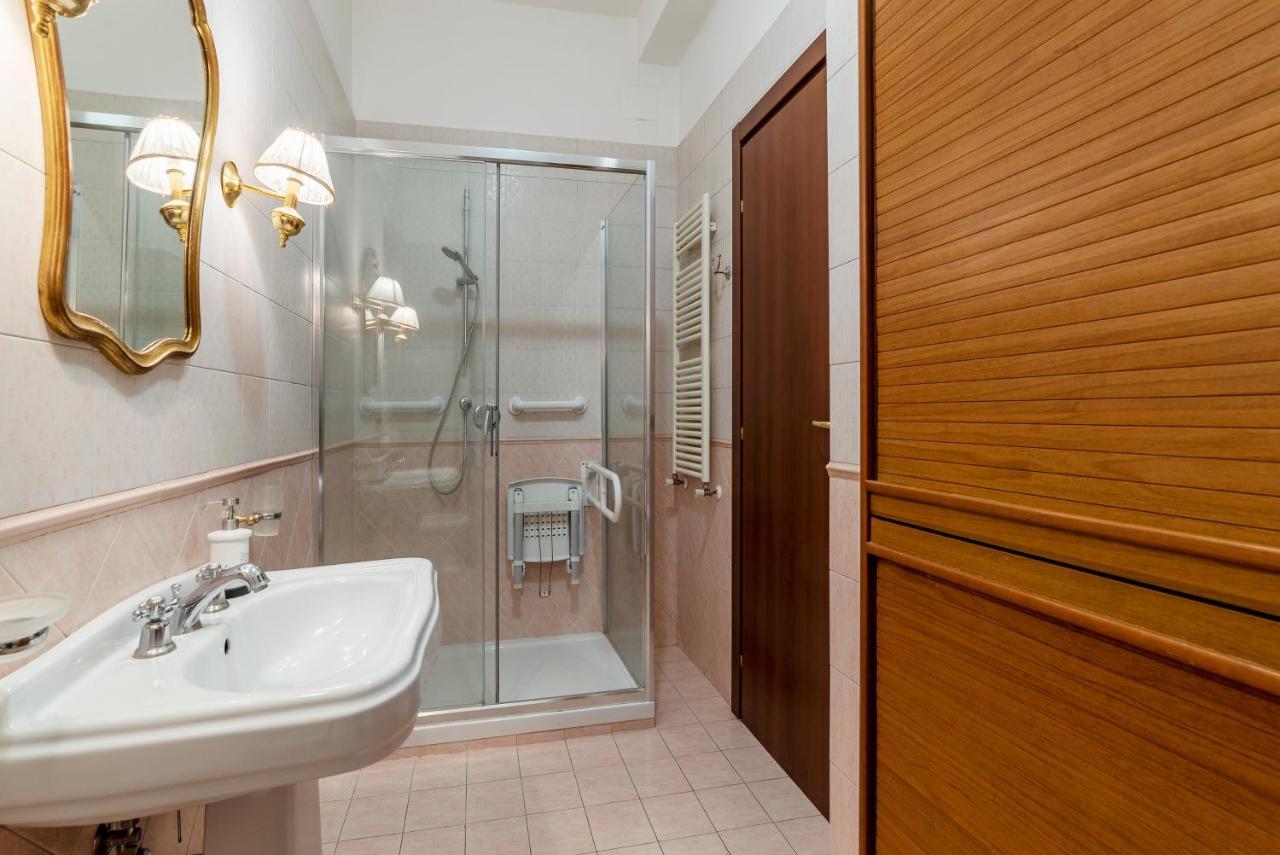 Monteverde Roomy Apartment Sun And Flowers โรม ภายนอก รูปภาพ