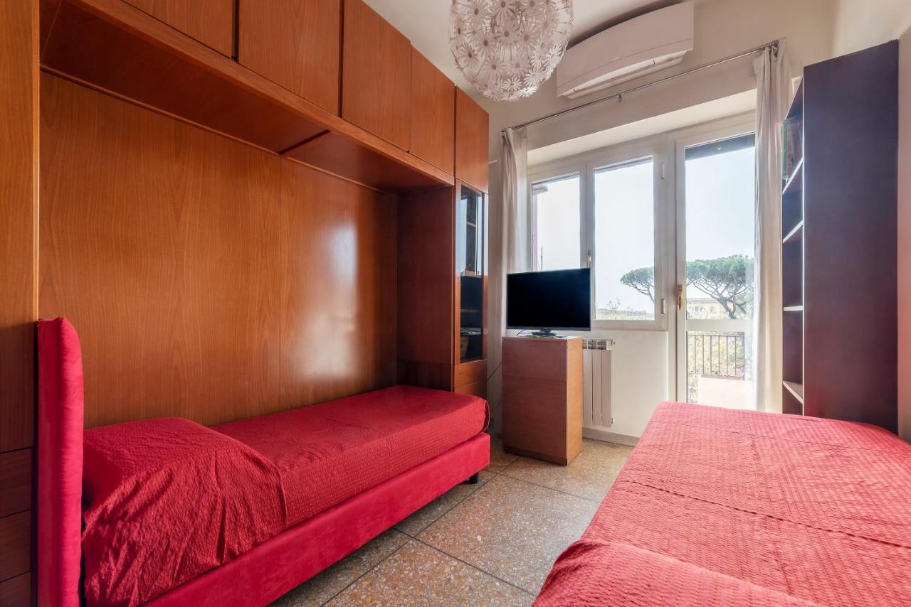 Monteverde Roomy Apartment Sun And Flowers โรม ภายนอก รูปภาพ