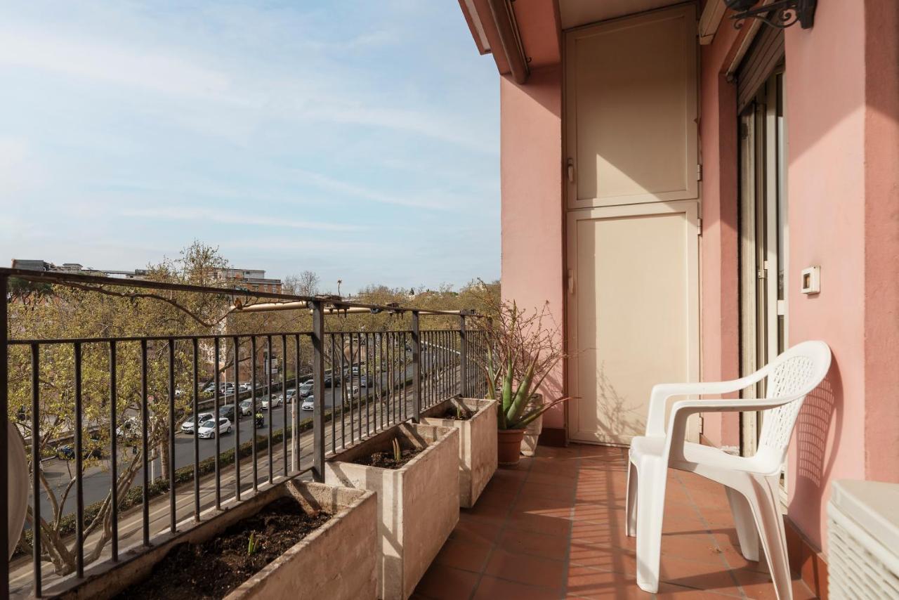 Monteverde Roomy Apartment Sun And Flowers โรม ภายนอก รูปภาพ